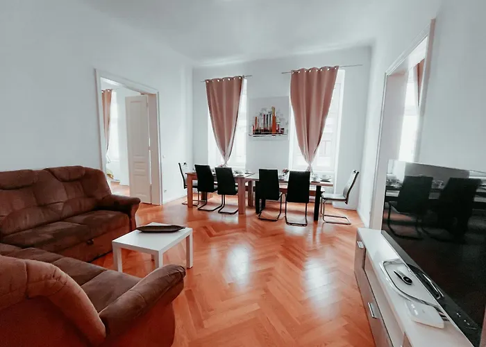 Raimond Apartment Ottakring Top 14