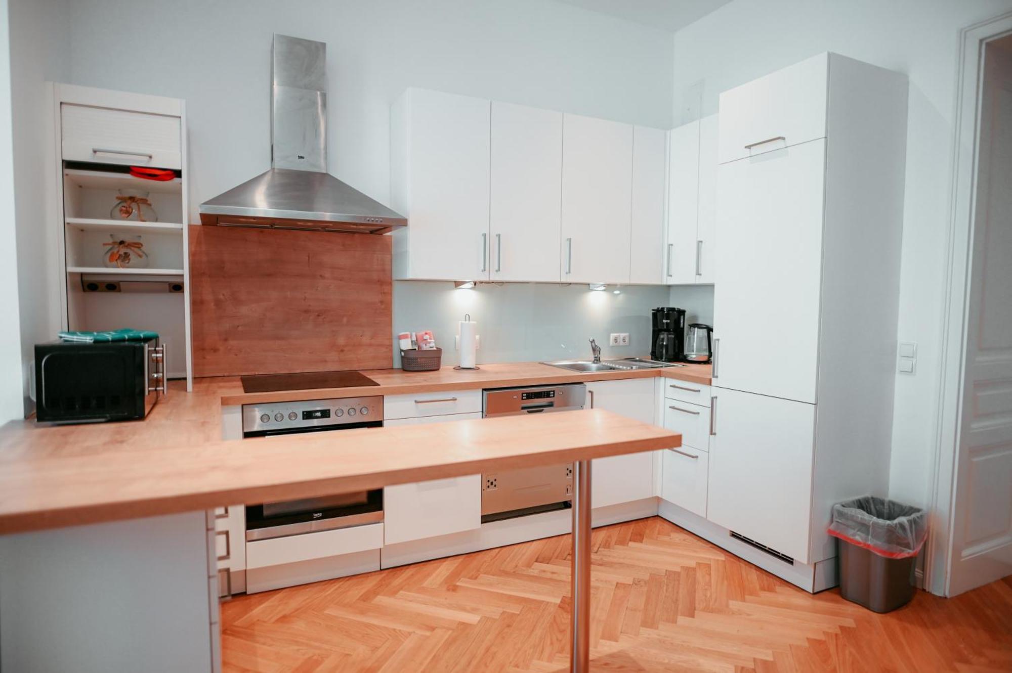 Raimond Ottakring 14 * Wien